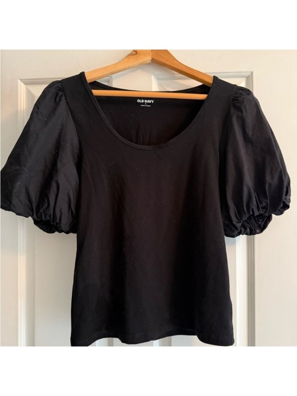 Old Navy Mixed Media Balloon Sleeve Black Top Size M